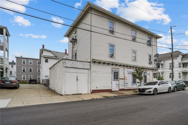 76 Slater Street, Pawtucket, RI 02860