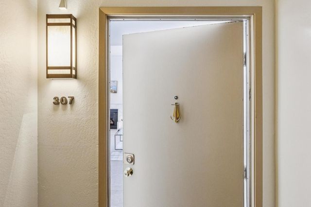 1061 Beach Park Boulevard 307, Foster City, CA 94404