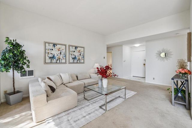 1061 Beach Park Boulevard 307, Foster City, CA 94404