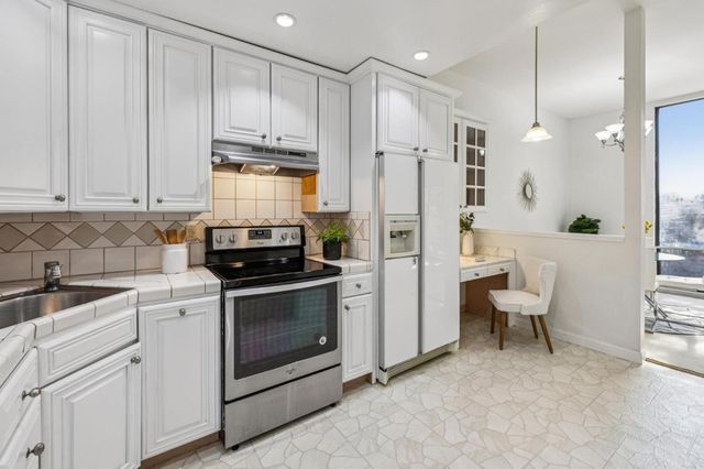 1061 Beach Park Boulevard 307, Foster City, CA 94404