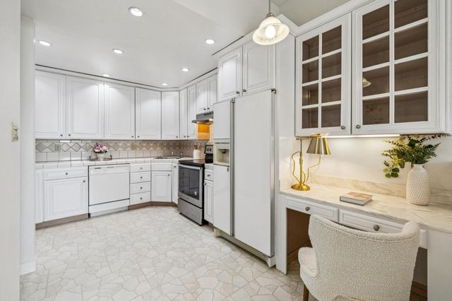 1061 Beach Park Boulevard 307, Foster City, CA 94404