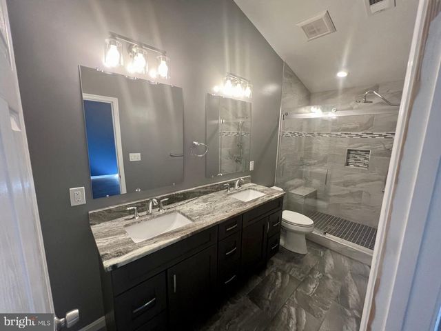 11570 HILL MEADE LN, Woodbridge, VA 22192