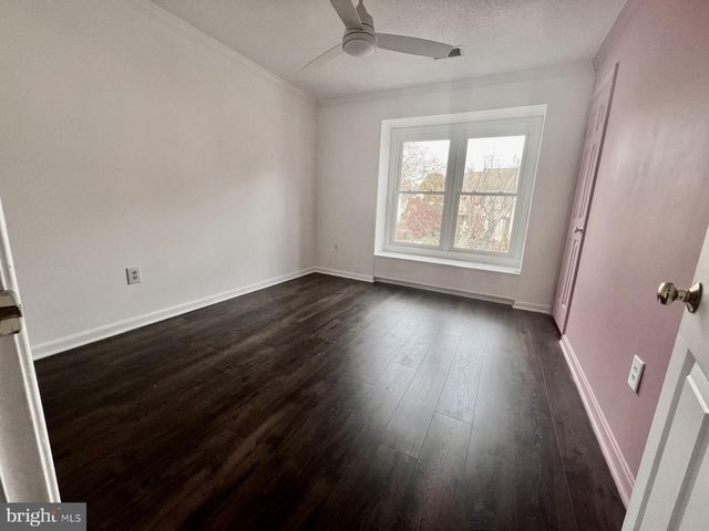 11570 HILL MEADE LN, Woodbridge, VA 22192