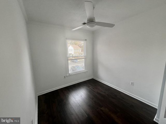 11570 HILL MEADE LN, Woodbridge, VA 22192