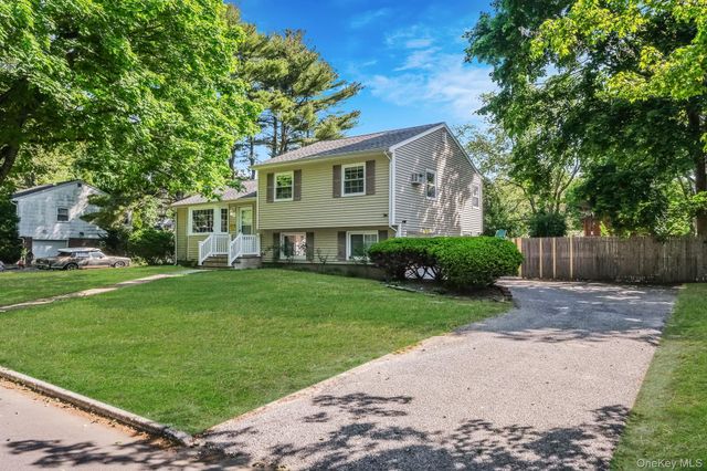 41 Brand Drive, Huntington, NY 11743