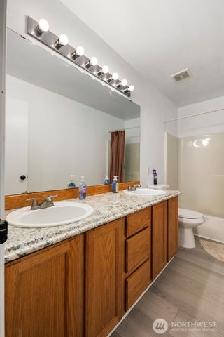 21813 43rd Avenue Ct E, Spanaway, WA 98387