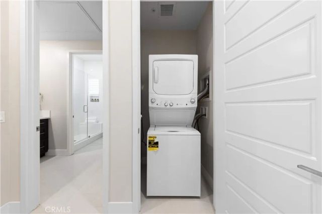 60 Harlow, Irvine, CA 92618
