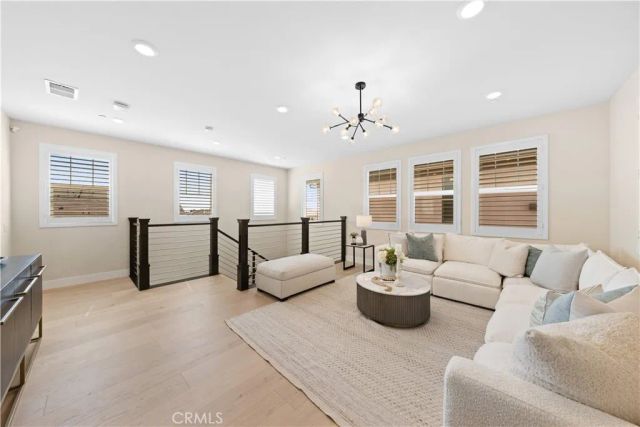 60 Harlow, Irvine, CA 92618