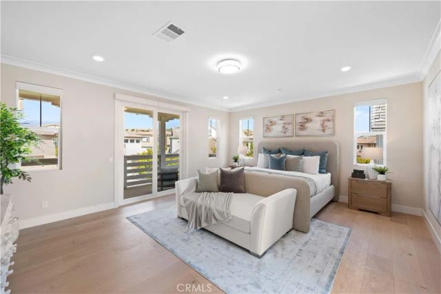 60 Harlow, Irvine, CA 92618