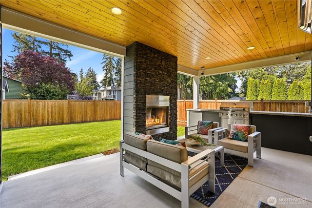 123 NW 185th Street, Shoreline, WA 98177