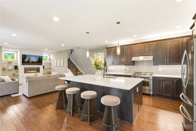 123 NW 185th Street, Shoreline, WA 98177
