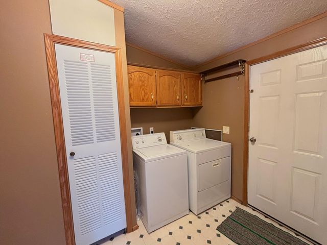 5040 Highway 47 NW, Dalbo, MN 55017