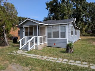 7904 Hoffman Street, Houston, TX 77016