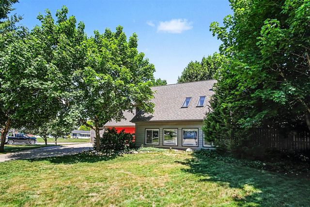 813 Tierra Street, Grand Rapids, MI 49508