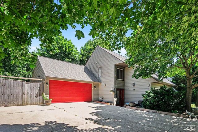 813 Tierra Street, Grand Rapids, MI 49508