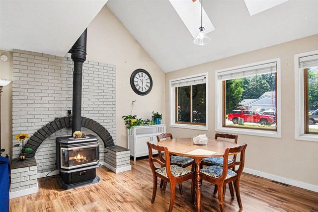 813 Tierra Street, Grand Rapids, MI 49508