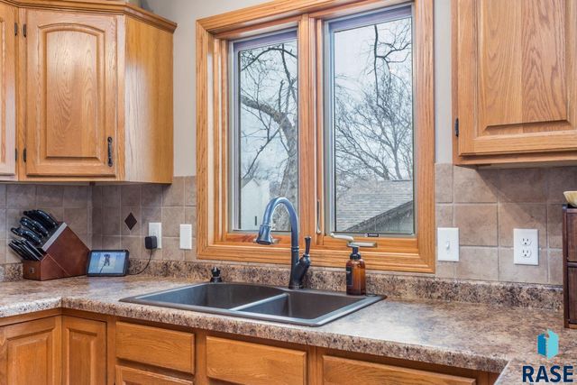 6520 W Westminster Dr Drive, Sioux Falls, SD 57106