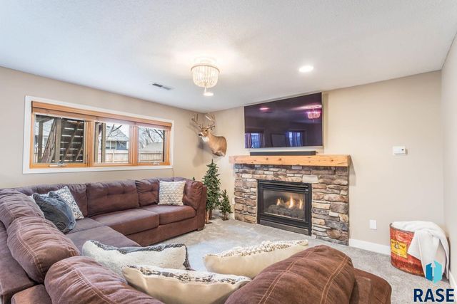 6520 W Westminster Dr Drive, Sioux Falls, SD 57106