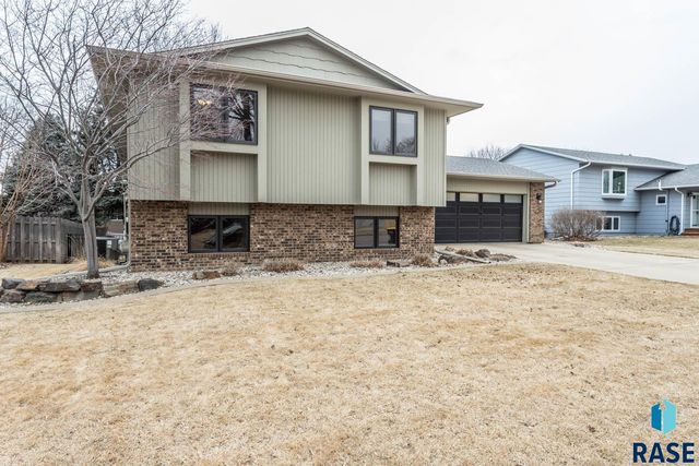 6520 W Westminster Dr Drive, Sioux Falls, SD 57106