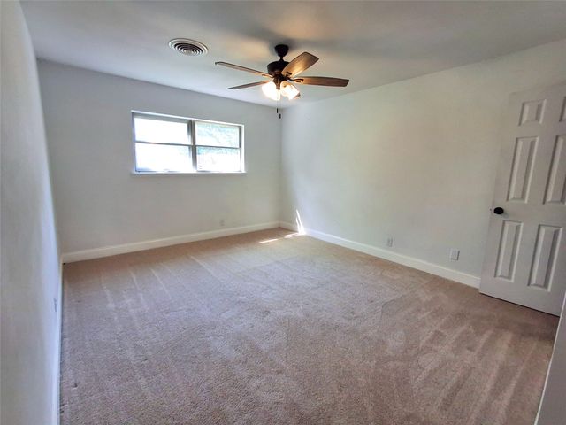 3717 W Spurgeon Street, Fort Worth, TX 76133