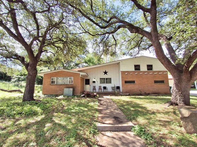 3717 W Spurgeon Street, Fort Worth, TX 76133