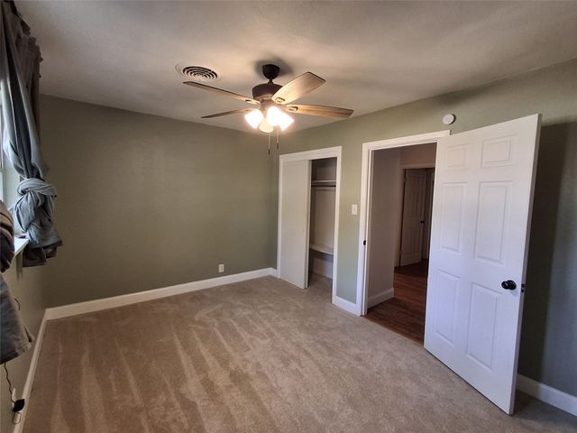 3717 W Spurgeon Street, Fort Worth, TX 76133
