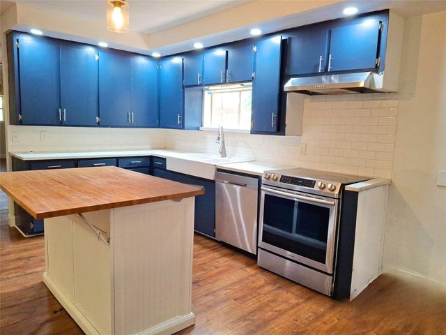 3717 W Spurgeon Street, Fort Worth, TX 76133