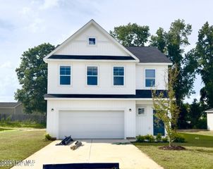 509 Bellefonte Court, Richlands, NC 28574