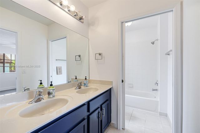 27381 SW 139th Pl, Homestead, FL 33032