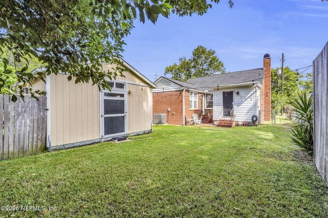 4652 COLLEGE Street, Jacksonville, FL 32205