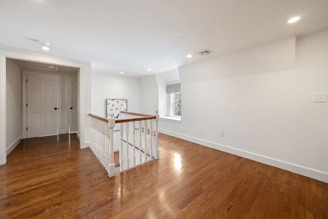 25 Longmeadow Road, Wellesley, MA 02482