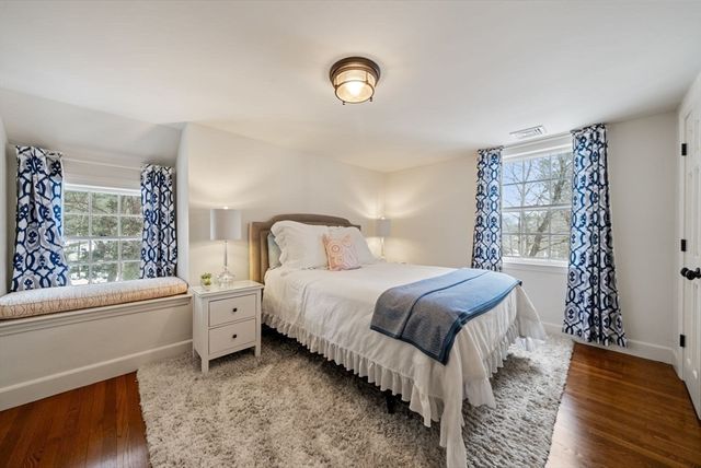 25 Longmeadow Road, Wellesley, MA 02482