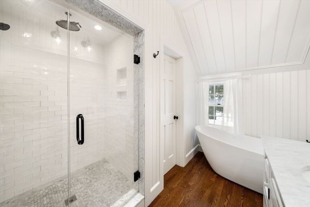 25 Longmeadow Road, Wellesley, MA 02482