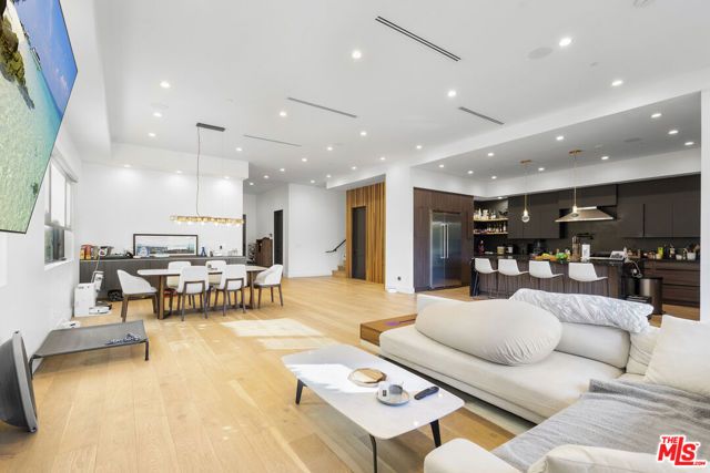 3932 Glencoe Avenue, Venice (los Angeles), CA 90291