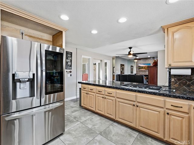 19786 Symeron Road, Apple Valley, CA 92307