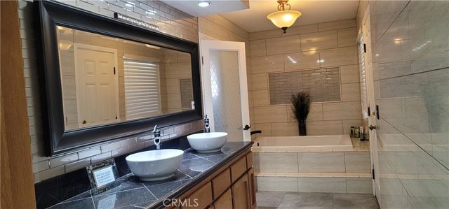 19786 Symeron Road, Apple Valley, CA 92307