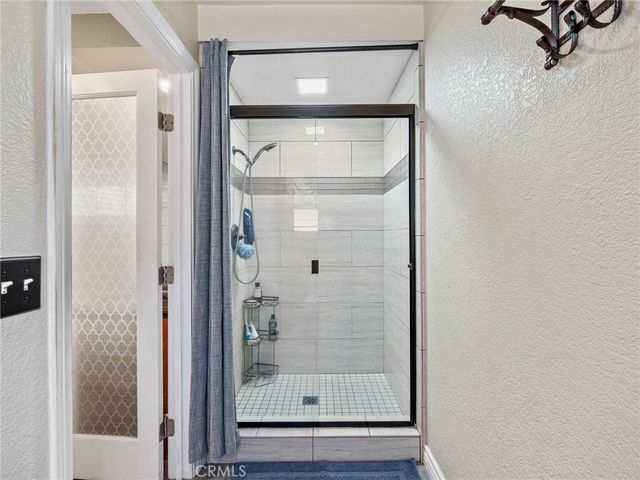 19786 Symeron Road, Apple Valley, CA 92307