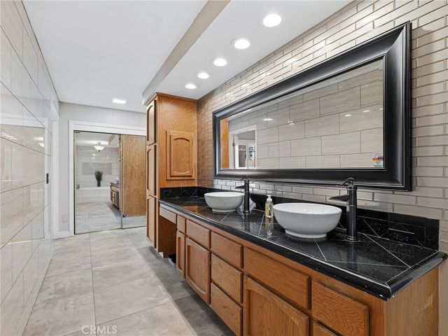 19786 Symeron Road, Apple Valley, CA 92307