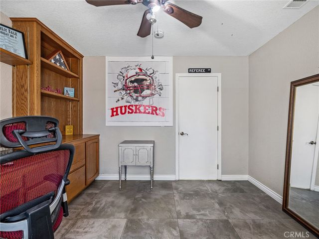 19786 Symeron Road, Apple Valley, CA 92307