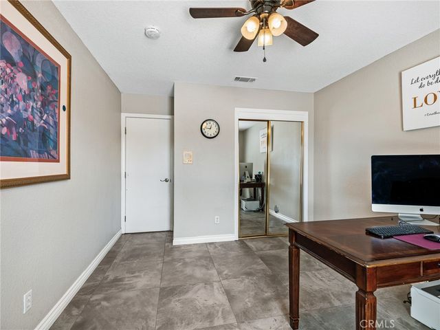 19786 Symeron Road, Apple Valley, CA 92307