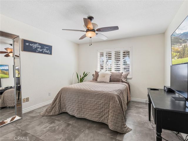 19786 Symeron Road, Apple Valley, CA 92307