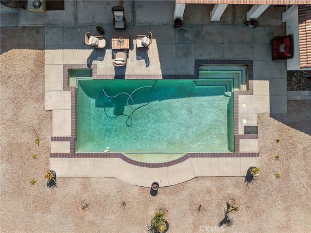 19786 Symeron Road, Apple Valley, CA 92307