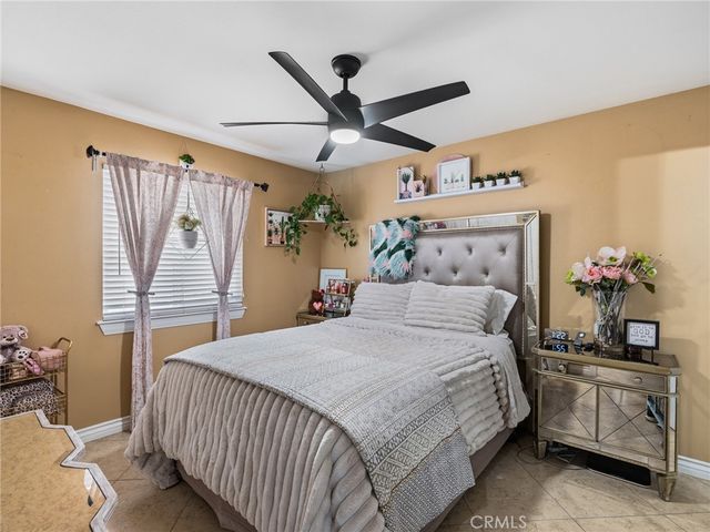 19786 Symeron Road, Apple Valley, CA 92307