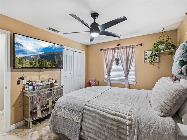 19786 Symeron Road, Apple Valley, CA 92307