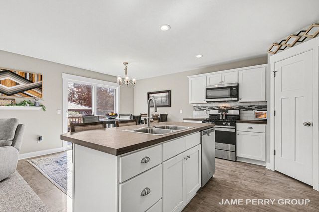 13061 Spruce Ridge Road, Spencer Twp, MI 49326