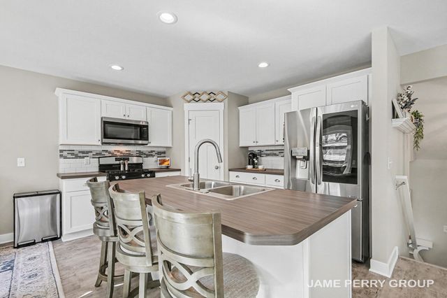 13061 Spruce Ridge Road, Spencer Twp, MI 49326
