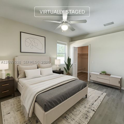 3894 Roderigo, North Port, FL 34286