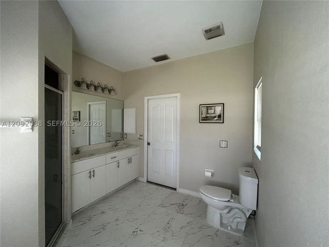 3894 Roderigo, North Port, FL 34286