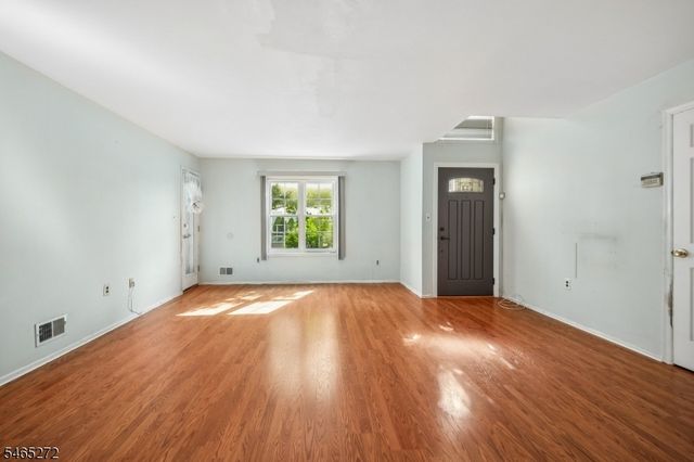 905 Montague Ave, Woodbridge Twp., NJ 08830