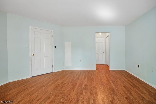 905 Montague Ave, Woodbridge Twp., NJ 08830
